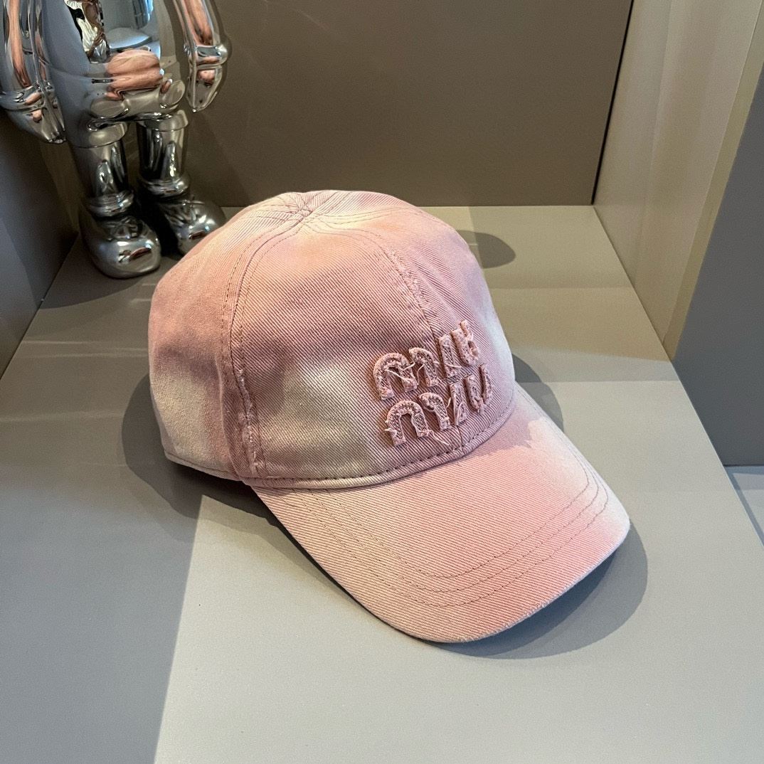 Miu Miu Caps